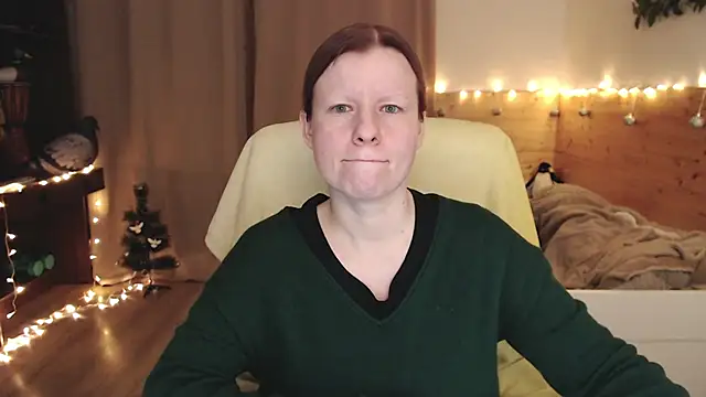 Snapshot of Exponent_5 chatting on February 2025 10:14:02 PM Exponent 5 online show from February 2025 10:14:02 PM