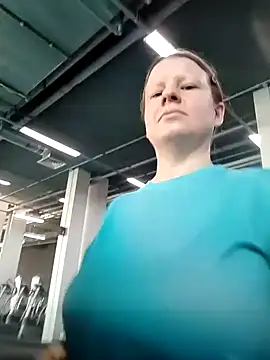 Snapshot of Exponent_5 chatting on April 2026 01:26:01 PM Exponent 5 online show from April 2026 01:26:01 PM