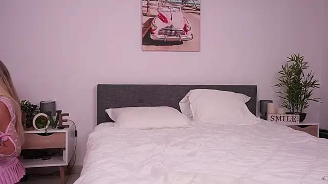 Bella Twine online show from March 2025 06:40:02 PM