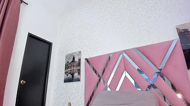 lara murphy online show from October 2025 11:55:01 AM