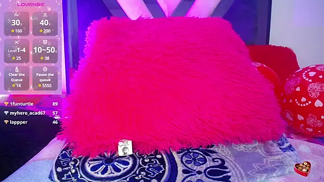 Snapshot of Miley_Walker1 chatting on February 2025 04:36:02 PM Miley Walker1 online show from February 2025 04:36:02 PM