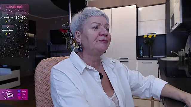 roxana brooks online show from November 2025 01:21:02 PM