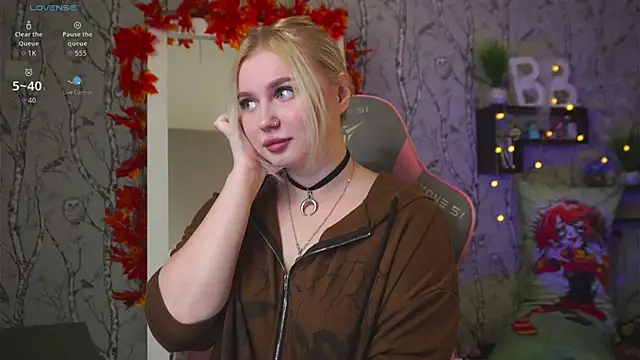 Moon Valkyrie online show from October 2025 08:02:02 AM