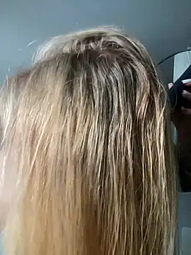 OdriOlsens online show from February 2025 11:31:01 AM