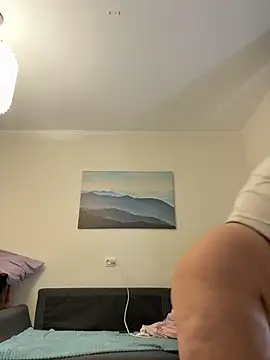 OdriOlsens online show from November 2025 02:32:01 PM