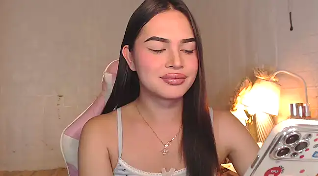 Ashely Lewis online show from February 2025 01:05:01 PM