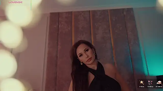 MilaDYstarlight online show from October 2025 06:48:01 PM