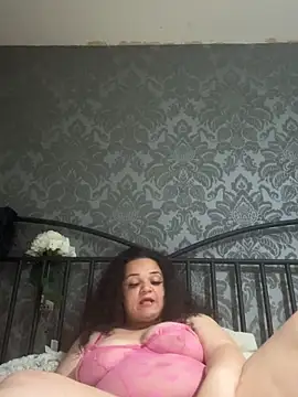 Snapshot of peaches006 chatting on June 2026 08:19:02 PM peaches006 online show from June 2026 08:19:02 PM