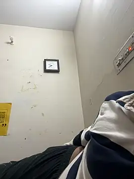 debu46 online show from March 2026 04:10:02 PM