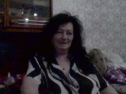 GypsiQueen2 online show from March 2025 11:04:02 PM