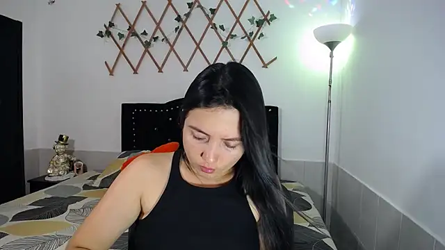 naughty girl 4u online show from February 2026 09:11:01 PM