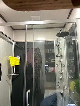 juniiorre online show from April 2026 07:41:01 PM