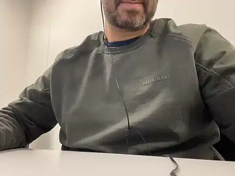 Snapshot of _MrPrecum_ chatting on December 2024 11:00:01 PM  MrPrecum  online show from December 2024 11:00:01 PM