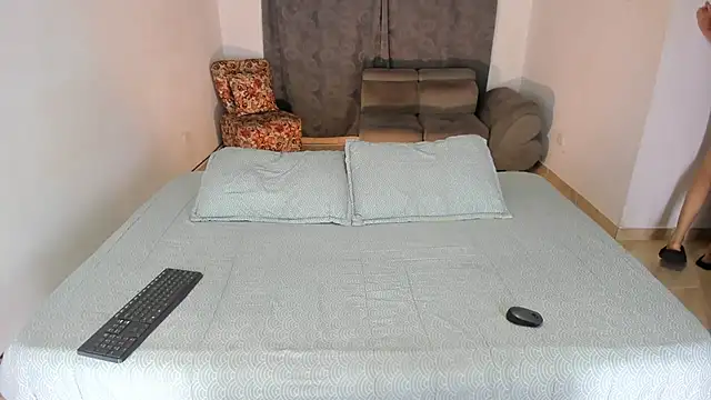 Fairycandyx online show from March 2025 06:00:02 AM