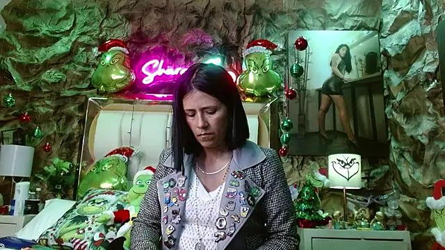 Snapshot of sharoon_cheerry chatting on December 2024 01:06:02 PM sharoon cheerry online show from December 2024 01:06:02 PM