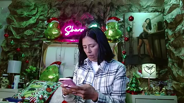 Snapshot of sharoon_cheerry chatting on December 2024 01:21:02 PM sharoon cheerry online show from December 2024 01:21:02 PM