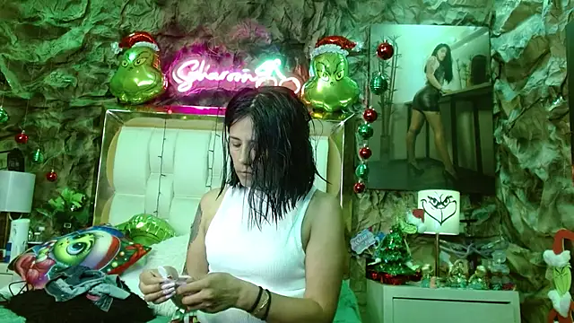 Snapshot of sharoon_cheerry chatting on January 2025 06:09:01 PM sharoon cheerry online show from January 2025 06:09:01 PM