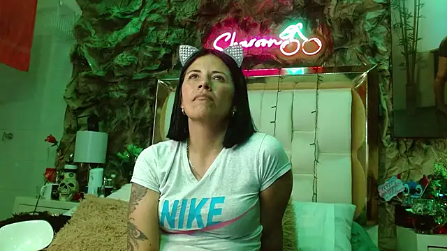 Snapshot of sharoon_cheerry chatting on January 2025 03:12:02 PM sharoon cheerry online show from January 2025 03:12:02 PM