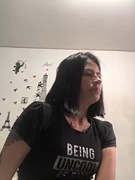 Snapshot of sharoon_cheerry chatting on February 2025 03:41:02 PM sharoon cheerry online show from February 2025 03:41:02 PM