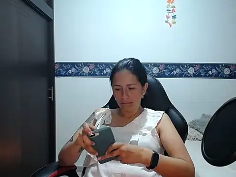 Snapshot of sharoon_cheerry chatting on September 2025 09:53:02 AM sharoon cheerry online show from September 2025 09:53:02 AM