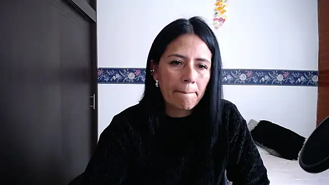 Snapshot of sharoon_cheerry chatting on September 2025 03:37:01 PM sharoon cheerry online show from September 2025 03:37:01 PM