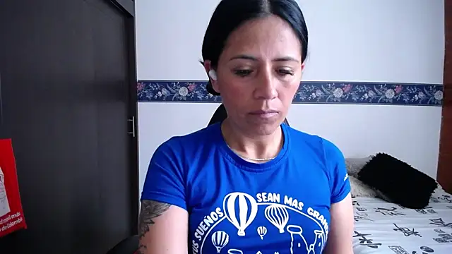 Snapshot of sharoon_cheerry chatting on October 2025 03:24:01 PM sharoon cheerry online show from October 2025 03:24:01 PM