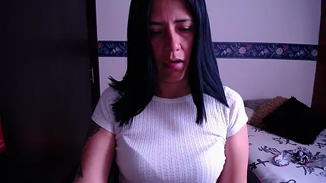 Snapshot of sharoon_cheerry chatting on October 2025 03:57:02 PM sharoon cheerry online show from October 2025 03:57:02 PM