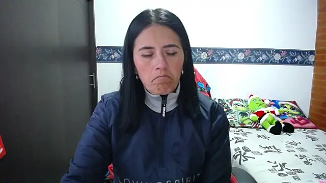 Snapshot of sharoon_cheerry chatting on November 2025 04:26:02 AM sharoon cheerry online show from November 2025 04:26:02 AM