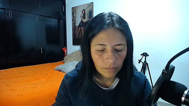 Snapshot of sharoon_cheerry chatting on February 2026 01:38:02 PM sharoon cheerry online show from February 2026 01:38:02 PM