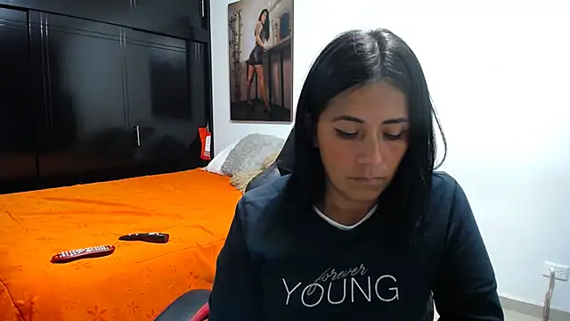 Snapshot of sharoon_cheerry chatting on February 2026 01:44:02 AM sharoon cheerry online show from February 2026 01:44:02 AM