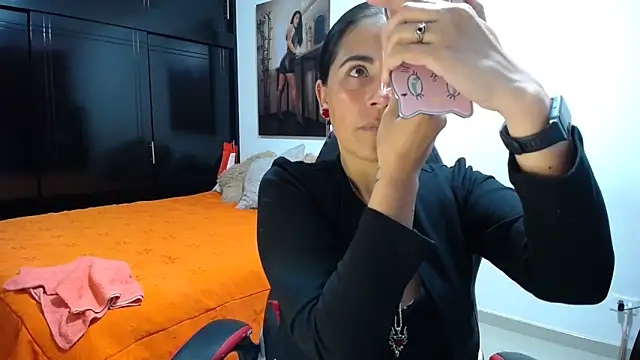 Snapshot of sharoon_cheerry chatting on February 2026 01:50:02 PM sharoon cheerry online show from February 2026 01:50:02 PM