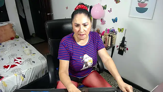 Snapshot of mature_bigboobs10 chatting on February 2025 10:54:01 AM mature bigboobs10 online show from February 2025 10:54:01 AM