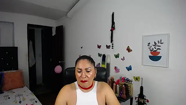 Snapshot of mature_bigboobs10 chatting on February 2025 04:39:01 AM mature bigboobs10 online show from February 2025 04:39:01 AM