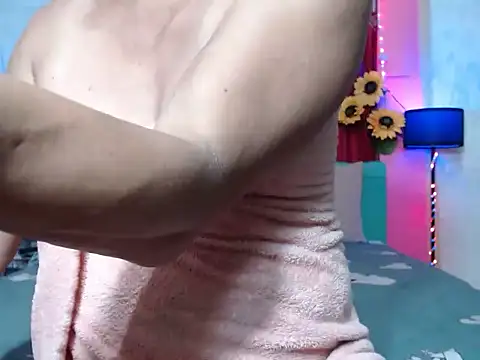 UrAsianPrincessDanie online show from April 2026 05:47:01 AM