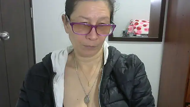 latin49 online show from March 2025 04:45:02 AM