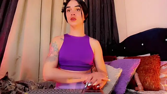 lesly xx online show from July 2026 03:34:02 AM