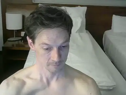 snowypaul11 online show from April 2026 07:06:01 PM