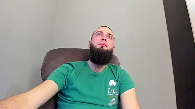 Snapshot of A_____________ chatting on February 2025 10:11:01 PM A online show from February 2025 10:11:01 PM