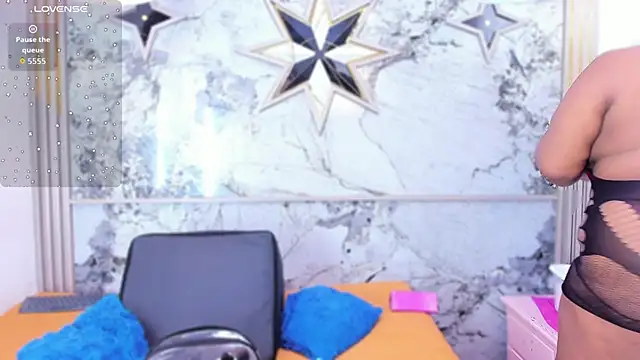 HannyMansonh online show from September 2025 03:51:01 AM