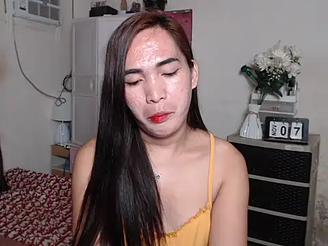 Msyensmith online show from November 2025 01:55:02 PM