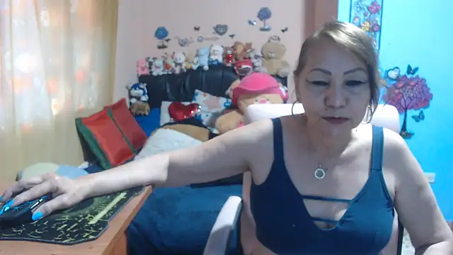 milfeddy  online show from October 2025 12:15:01 PM