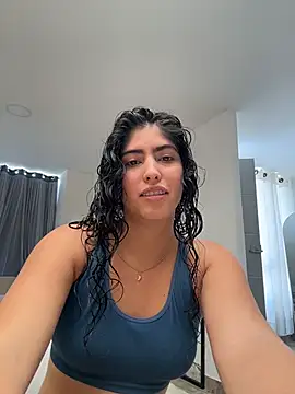 Gaby zahir  online show from November 2025 07:25:02 PM