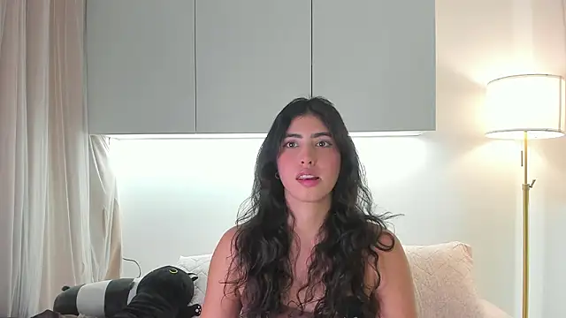 Gaby zahir  online show from March 2026 06:48:01 PM