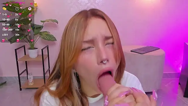 Snapshot of LITTLE-VIVI chatting on March 2026 03:34:02 AM LITTLE-VIVI online show from March 2026 03:34:02 AM