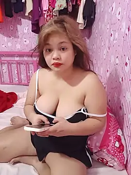 Snapshot of shaira4u chatting on June 2026 09:06:02 PM shaira4u online show from June 2026 09:06:02 PM