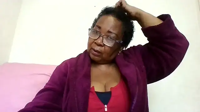 Snapshot of KinkyRicoSaisyours chatting on June 2026 02:47:02 PM KinkyRicoSaisyours online show from June 2026 02:47:02 PM
