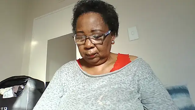 Snapshot of KinkyRicoSaisyours chatting on July 2026 06:07:02 AM KinkyRicoSaisyours online show from July 2026 06:07:02 AM