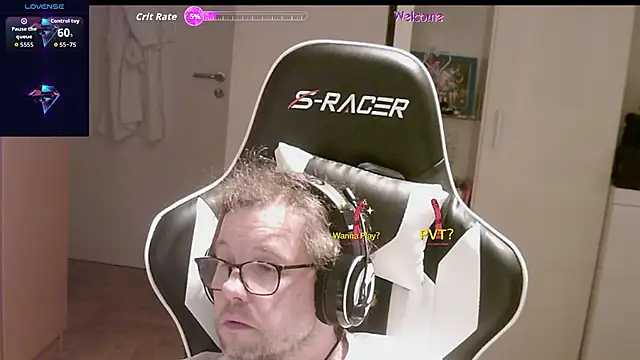 larsgolars online show from July 2026 08:00:01 PM