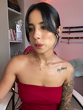 Ale Lewis online show from March 2025 10:21:01 PM