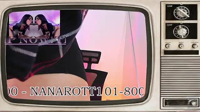 Snapshot of NanaRott chatting on January 2025 01:21:01 AM NanaRott online show from January 2025 01:21:01 AM